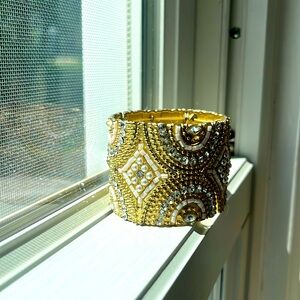 Slide on Gold and Crystal bracelet